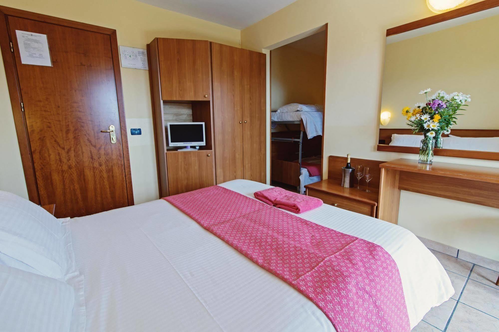 Albergo Moderno & Spa Fuipiano Valle Imagna Dış mekan fotoğraf